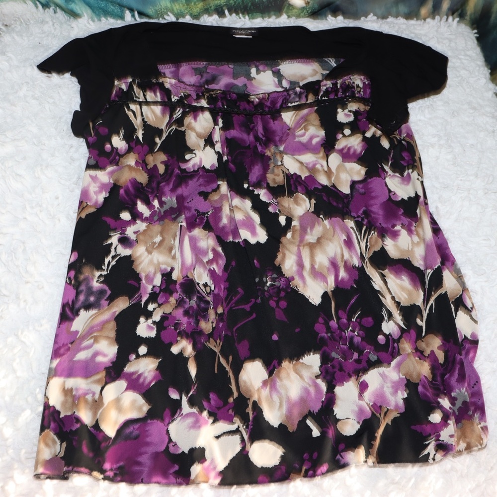 Women’s Short Sleeve Blouse By PerSeption Concept